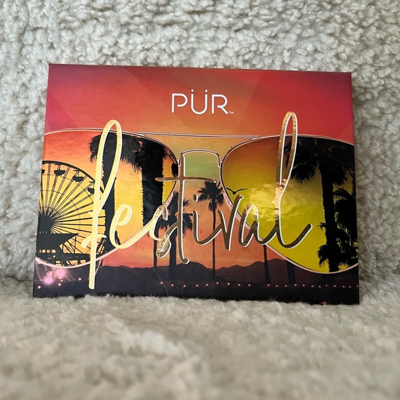 PUR festival eyeshadow palette - Picture 2 of 2